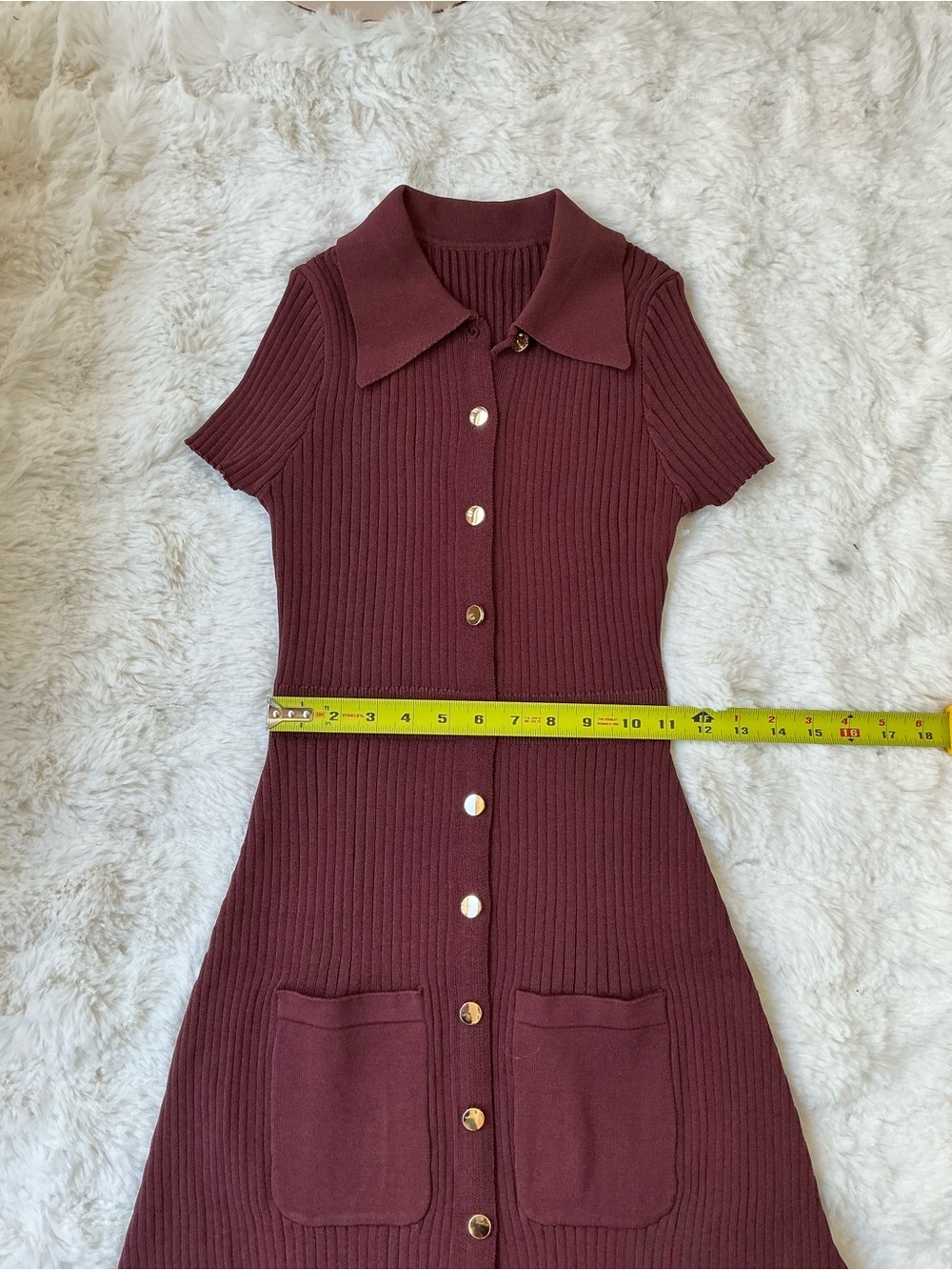 Fitted Button-Front Ribbed Mini Dress in Burgundy - Picture 4 of 7